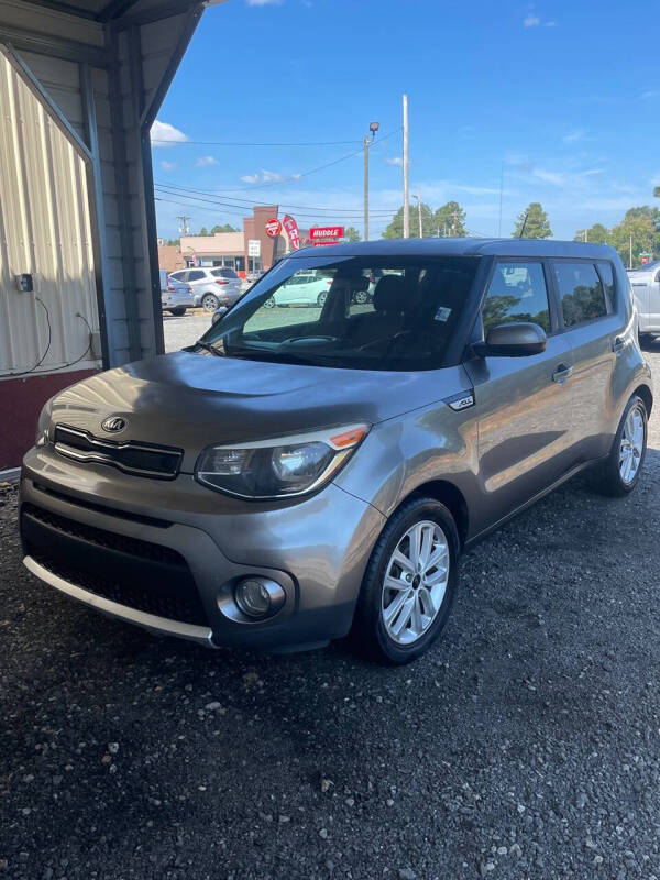 2017 Kia Soul +