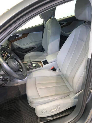 2019 Audi A4 quattro Premium 45 TFSI