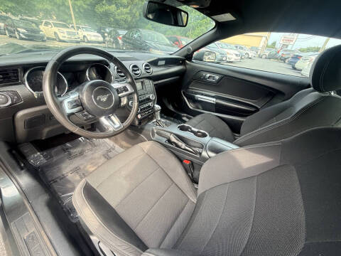 2015 Ford Mustang V6