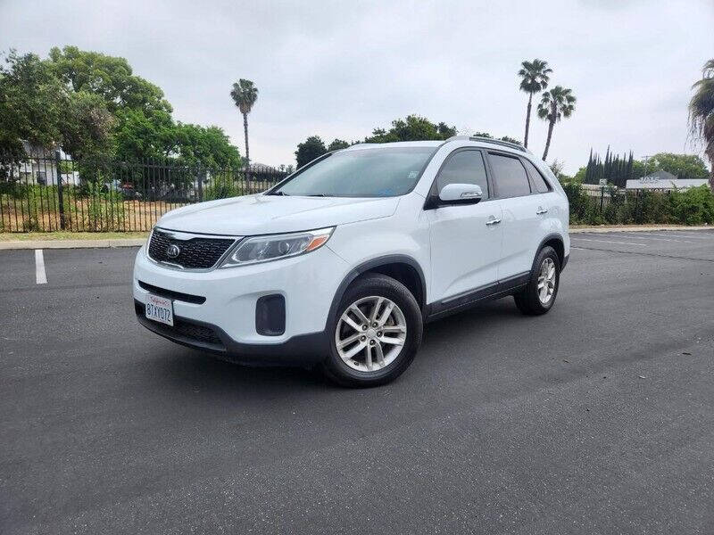 2015 Kia Sorento for sale at Empire Motors in Acton CA