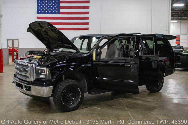 2005 Ford Excursion XLT