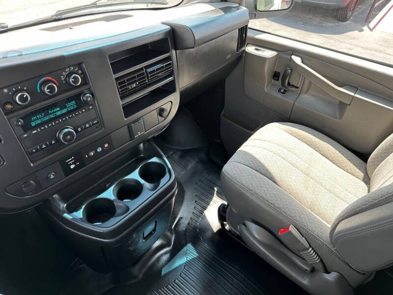 2020 Chevrolet Express 2500