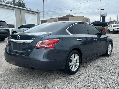 2013 Nissan Altima for sale at A&P Auto Sales in Van Buren AR