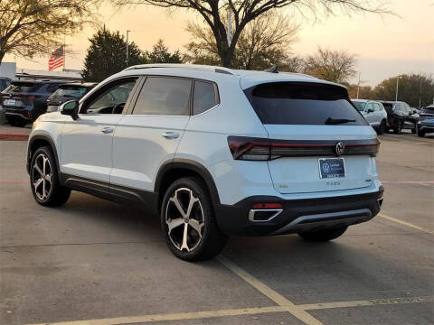 2025 Volkswagen Taos SEL 4Motion