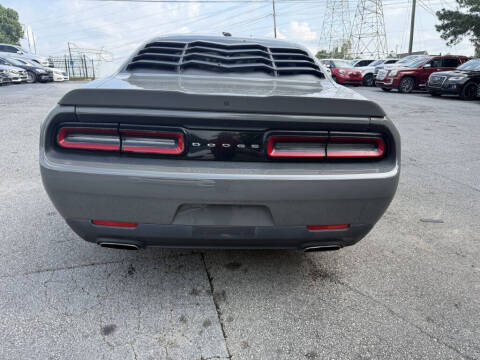 2018 Dodge Challenger SXT