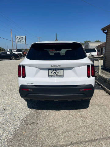 2022 Kia Sorento LX