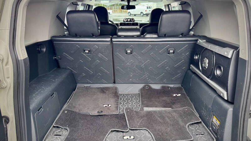 2011 Toyota FJ Cruiser