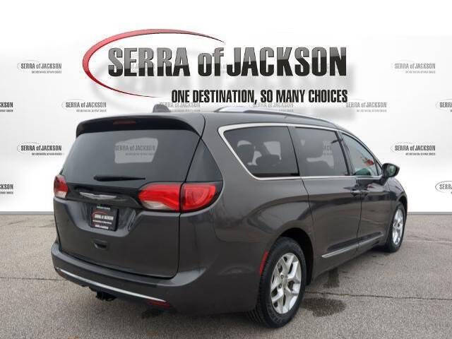 2018 Chrysler Pacifica Touring L Plus