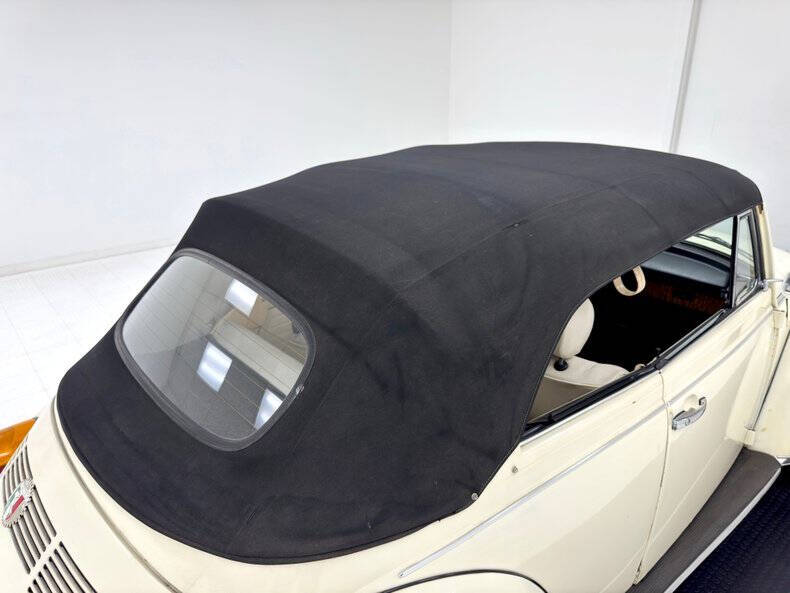 1977 Volkswagen Super Beetle