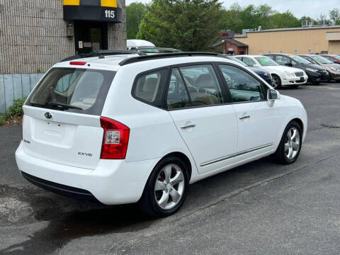 2008 Kia Rondo