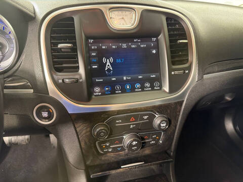 2019 Chrysler 300 Limited