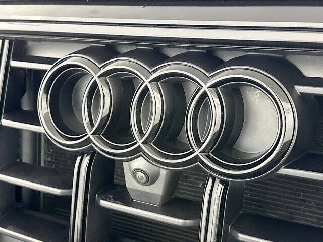 2023 Audi SQ8 4.0T quattro Premium Plus