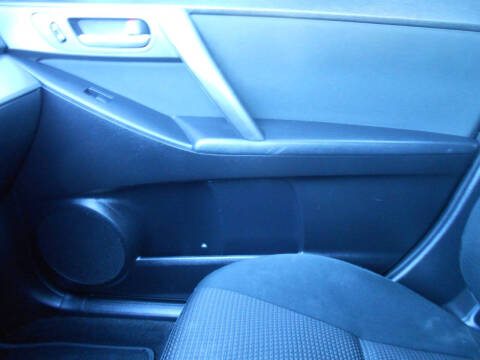 2013 Mazda MAZDA3 i Touring