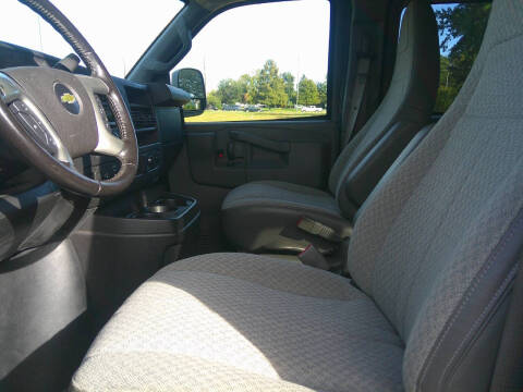 2017 Chevrolet Express LT 3500