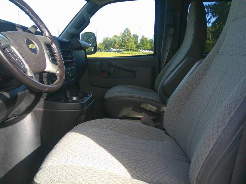 2017 Chevrolet Express LT 3500