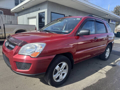 2010 Kia Sportage for sale at The Car Cove, LLC in Muncie IN