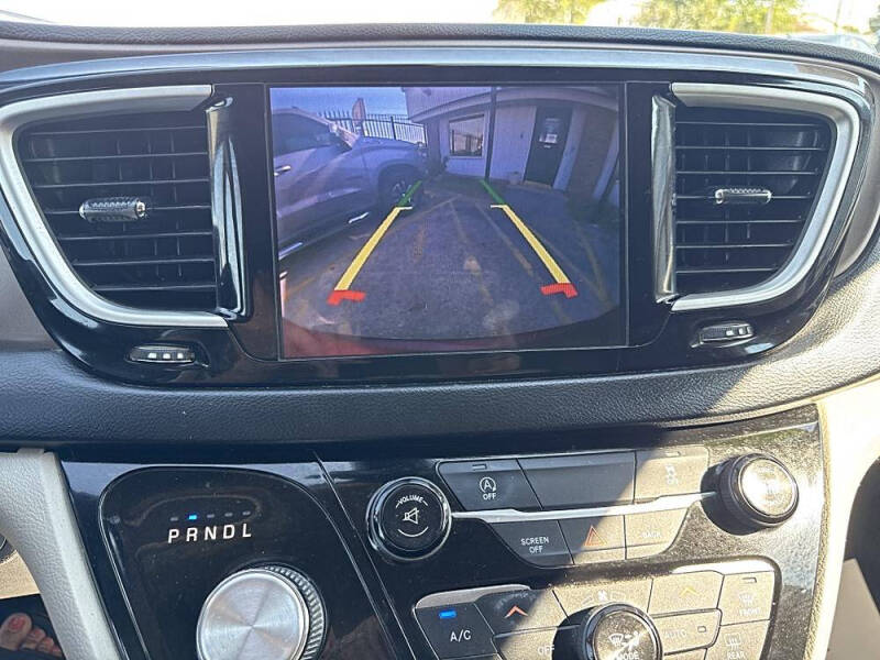 2017 Chrysler Pacifica