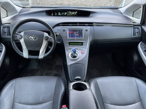 2013 Toyota Prius Three