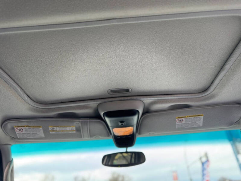 2004 Ford Explorer Sport Trac XLT