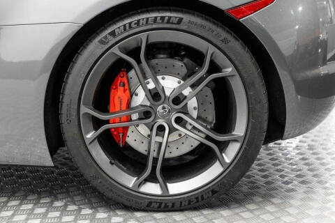 2013 McLaren MP4-12C