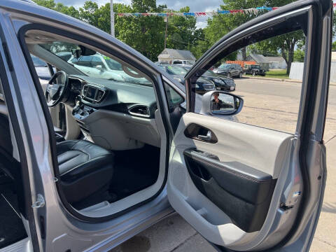 2018 Chrysler Pacifica Touring L
