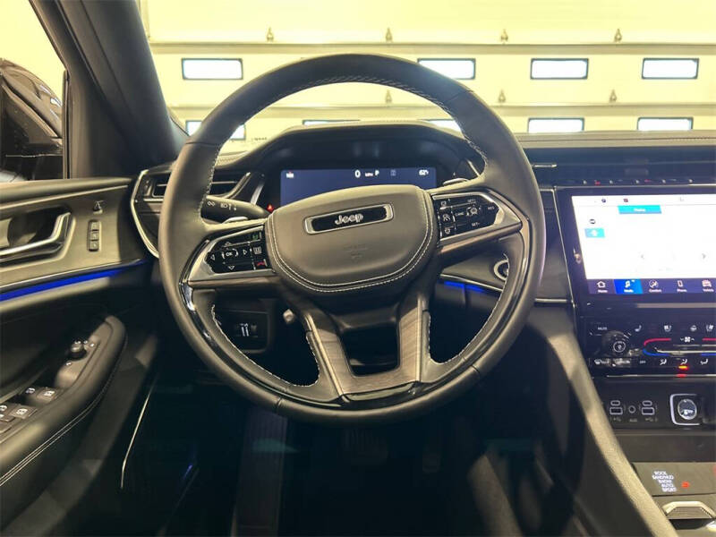 2025 Jeep Grand Cherokee Overland