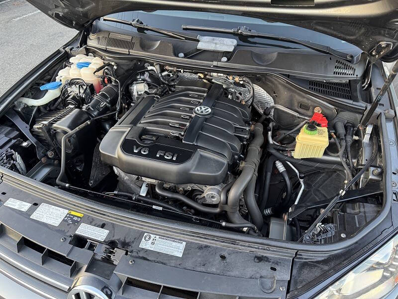 2014 Volkswagen Touareg V6 R-Line