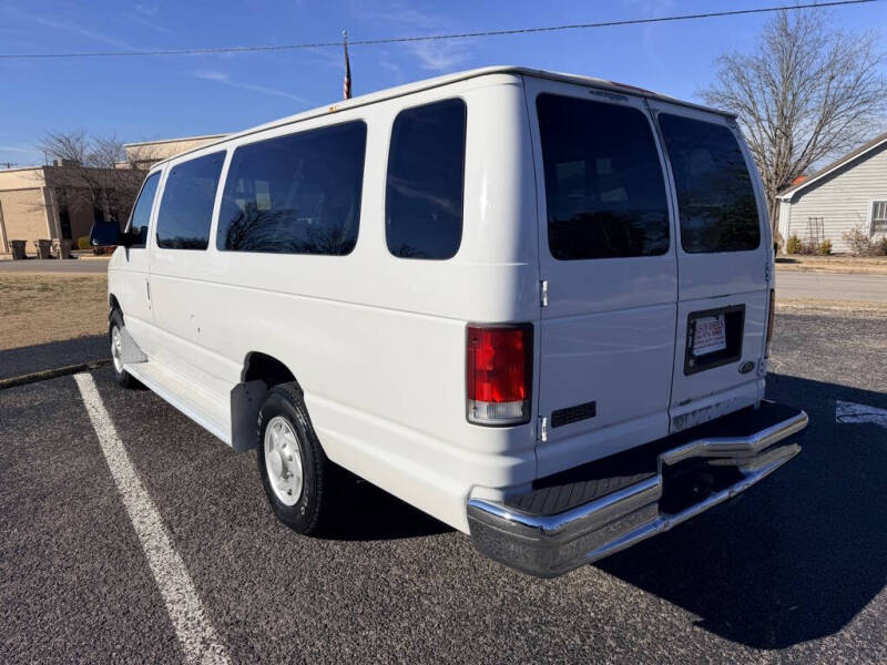 2001 Ford E-Series
