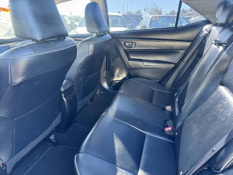 2017 Toyota Corolla XLE