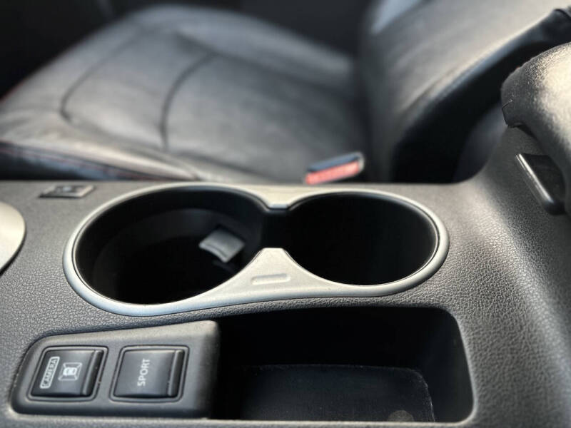 2012 Nissan Rogue SV w/SL Package