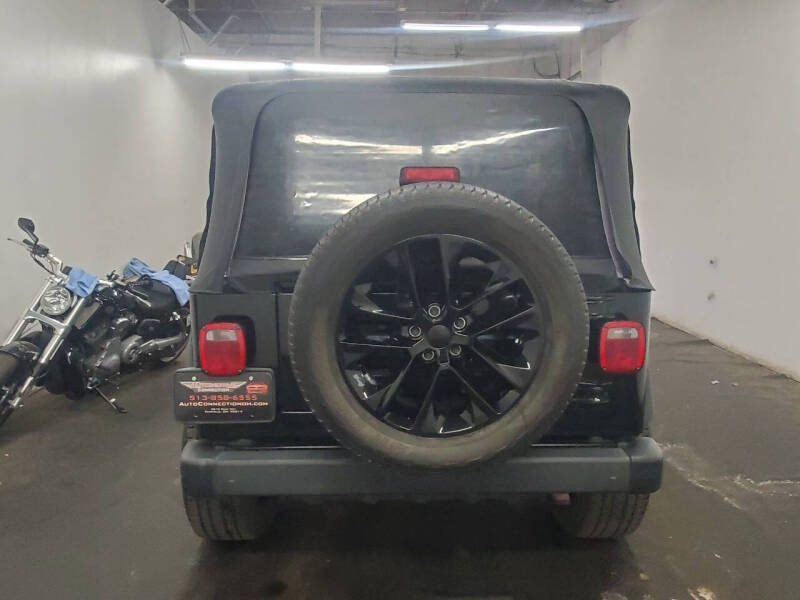 2004 Jeep Wrangler SE