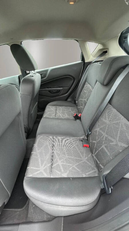 2011 Ford Fiesta SE
