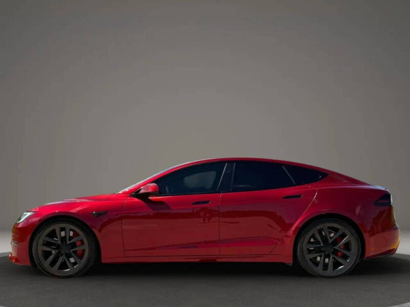 2023 Tesla Model S Plaid