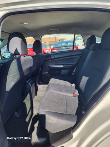 2016 Subaru Impreza 2.0i