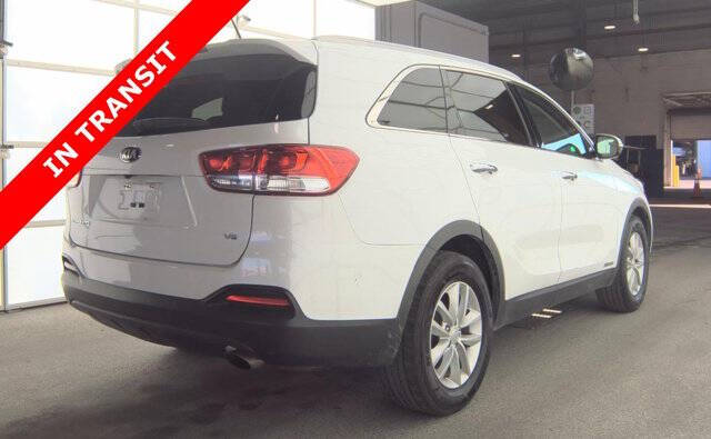 2018 Kia Sorento LX V6