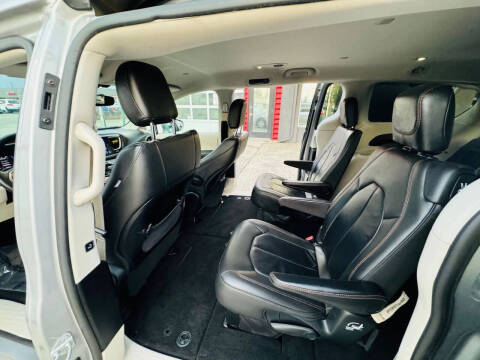 2017 Chrysler Pacifica