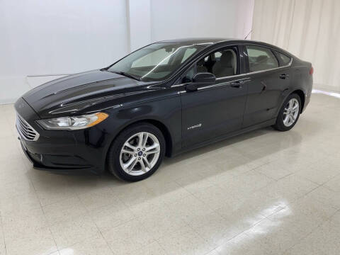 2018 Ford Fusion Hybrid for sale at Kerns Ford Lincoln in Celina OH