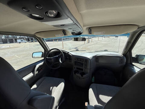 2001 Chevrolet Astro LS