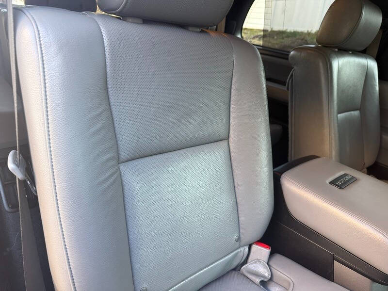 2013 Toyota Sequoia Platinum