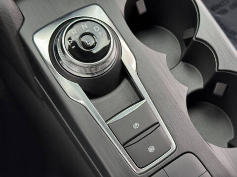 2024 Ford Escape Hybrid ST-Line Select
