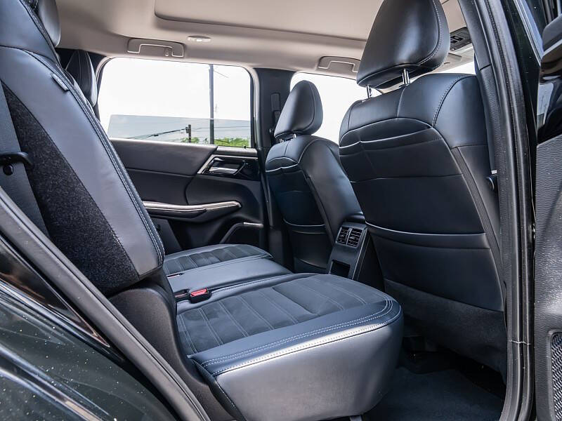2024 Mitsubishi Outlander