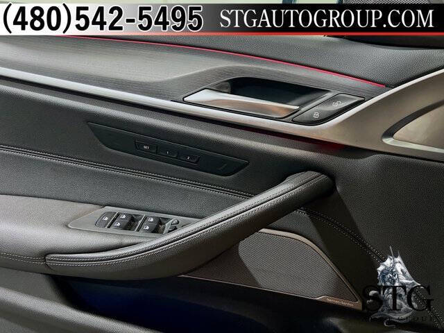 2022 BMW 5 Series 530i