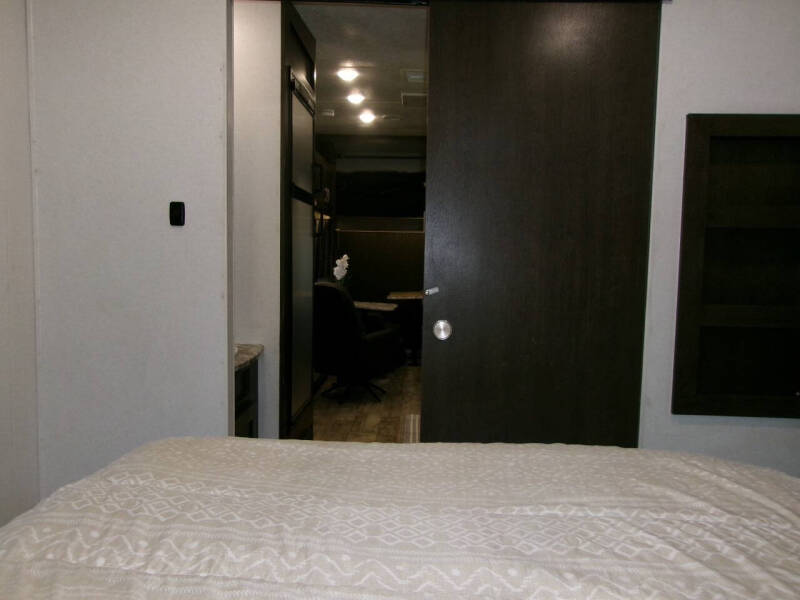 2019 Forest River Shockwave 25rqmx