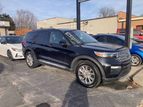 2020 Ford Explorer for sale at RT Auto Center in Quincy IL
