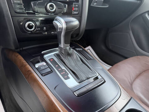 2015 Audi A4 2.0T quattro Premium