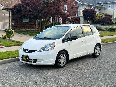 2009 Honda Fit for sale at Reis Motors LLC in Lawrence NY
