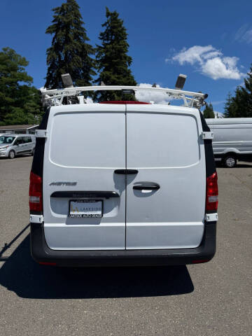 2017 Mercedes-Benz Metris