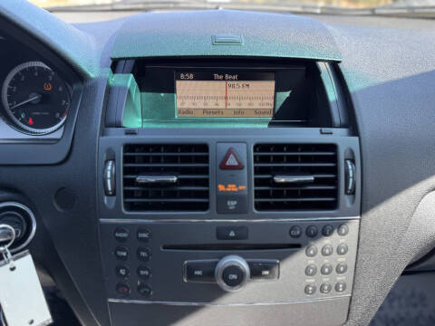 2010 Mercedes-Benz C-Class C 300 Luxury