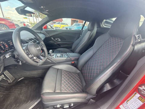 2023 Audi R8 5.2 V10 performance