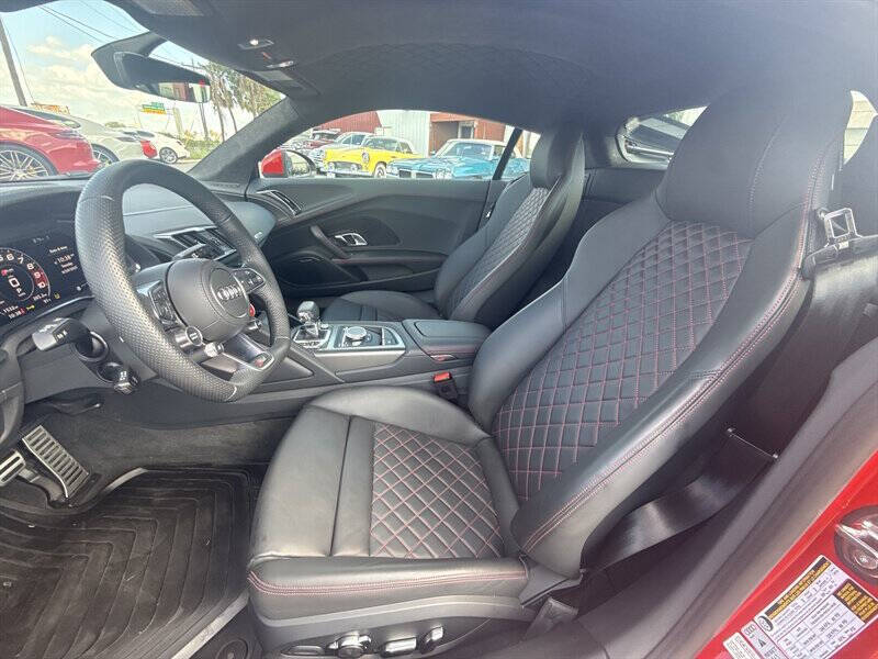 2023 Audi R8 5.2 V10 performance